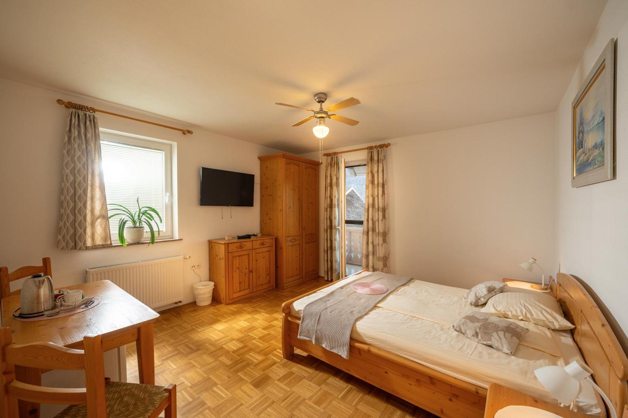 Rooms & Apartments Pr Matjon Bled Exterior photo